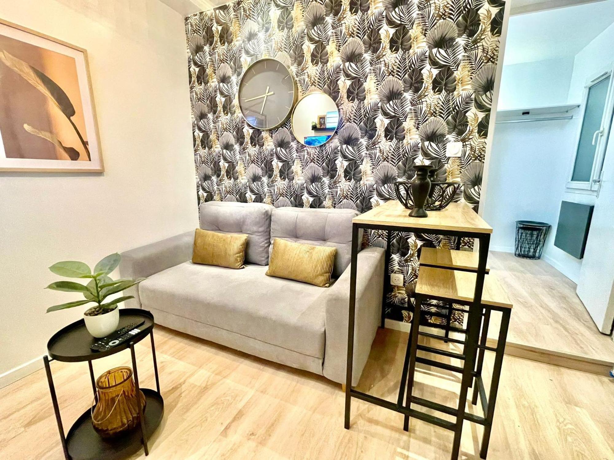 Chic Oasis In Rouen Apartment ภายนอก รูปภาพ